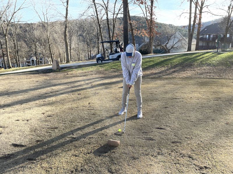Kathy Golfing
