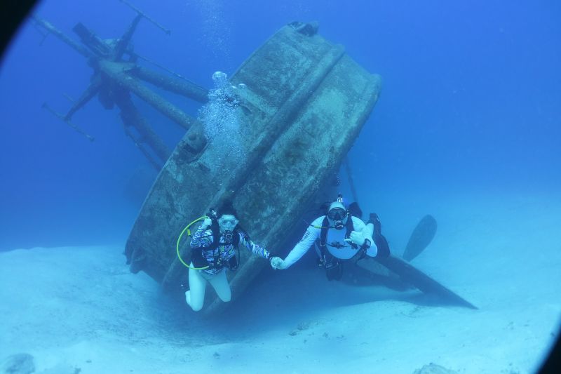 Scuba Diving the Kittiwake