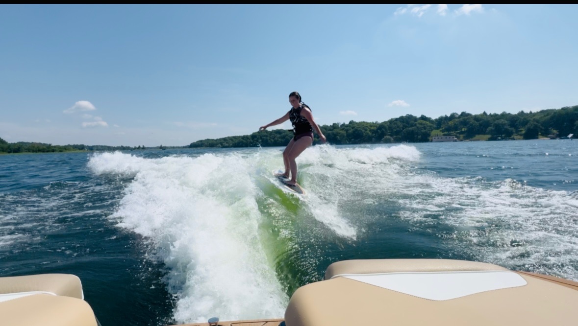 Jen Surfing